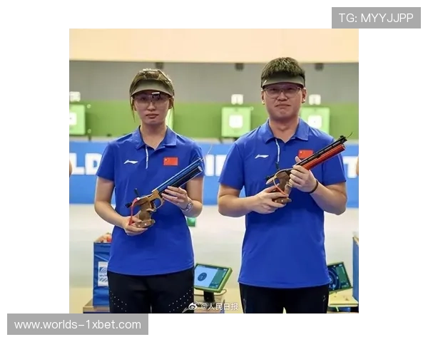 中国年轻步手枪射击选手屡破世界纪录引领国际赛场新风潮 中国年轻步手枪射击选手屡破世界纪录引领国际赛场新风潮